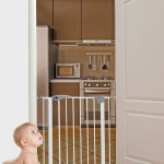 Beyaz Bebek Güvenlik Kapısı